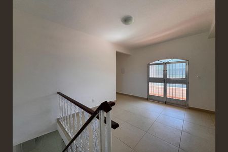 Casa de condomínio para alugar com 200m², 3 quartos e 3 vagas Casa de condomínio para alugar com 200m², 3 quartos e 3 vagasSala (Segundo andar)