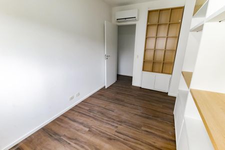 Apartamento para alugar com 190m², 4 quartos e 3 vagas Apartamento para alugar com 190m², 4 quartos e 3 vagasQuarto