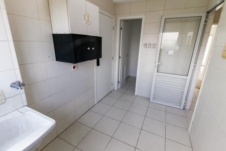 Apartamento para alugar com 190m², 4 quartos e 3 vagas Apartamento para alugar com 190m², 4 quartos e 3 vagasÁrea de Serviço