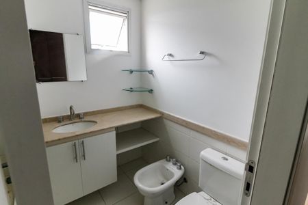 Apartamento para alugar com 190m², 4 quartos e 3 vagas Apartamento para alugar com 190m², 4 quartos e 3 vagasBanheiro da Suíte 3