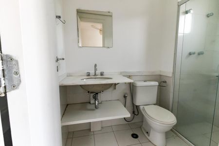 Apartamento para alugar com 190m², 4 quartos e 3 vagas Apartamento para alugar com 190m², 4 quartos e 3 vagasBanheiro da Suíte 2