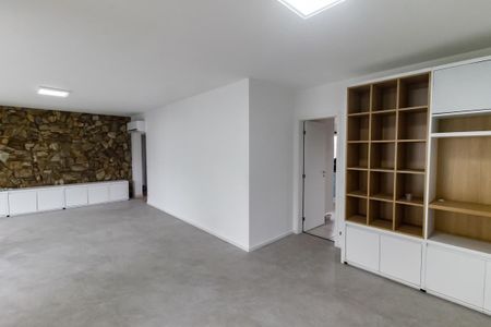 Apartamento para alugar com 190m², 4 quartos e 3 vagas Apartamento para alugar com 190m², 4 quartos e 3 vagasSala