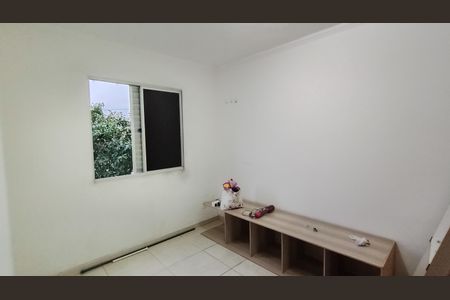 Quarto 2 de apartamento para alugar com 2 quartos, 45m² em Vila Urupes, Suzano