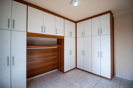 Apartamento para alugar com 65m², 2 quartos e 2 vagas Apartamento para alugar com 65m², 2 quartos e 2 vagasQuarto 1