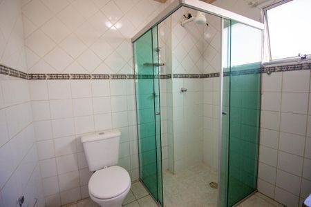 Apartamento para alugar com 65m², 2 quartos e 2 vagas Apartamento para alugar com 65m², 2 quartos e 2 vagasBanheiro