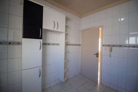 Apartamento para alugar com 65m², 2 quartos e 2 vagas Apartamento para alugar com 65m², 2 quartos e 2 vagasCozinha