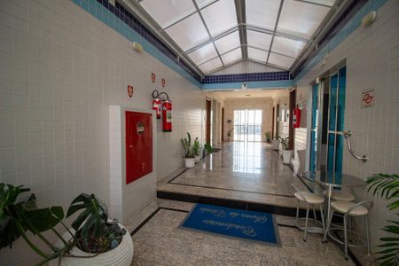 Apartamento para alugar com 65m², 2 quartos e 2 vagas Apartamento para alugar com 65m², 2 quartos e 2 vagasFachada