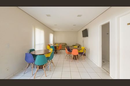 Apartamento à venda com 45m², 2 quartos e 1 vaga Apartamento à venda com 45m², 2 quartos e 1 vagaÁrea comum - Salão de festas