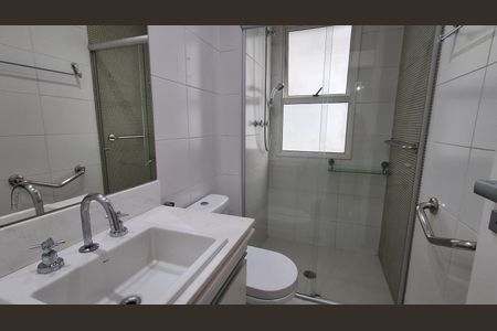 Banheiro Suíte 1 de apartamento para alugar com 3 quartos, 175m² em Santo Antônio, São Caetano do Sul