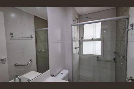 Apartamento para alugar com 175m², 3 quartos e 3 vagas Apartamento para alugar com 175m², 3 quartos e 3 vagasBanheiro Suíte 1