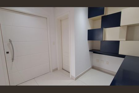 Apartamento para alugar com 175m², 3 quartos e 3 vagas Apartamento para alugar com 175m², 3 quartos e 3 vagasHall de entrada