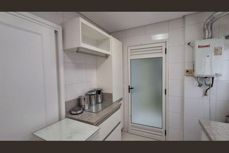Área de Serviço  de apartamento para alugar com 3 quartos, 175m² em Santo Antônio, São Caetano do Sul