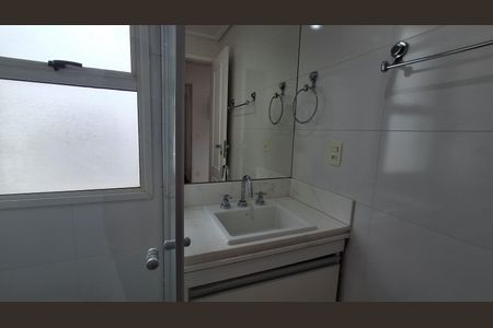 Apartamento para alugar com 175m², 3 quartos e 3 vagas Apartamento para alugar com 175m², 3 quartos e 3 vagasBanheiro Suíte 2