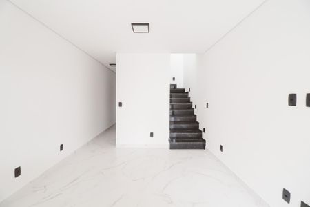 Sala de casa à venda com 3 quartos, 130m² em Vila Dom Pedro Ii, São Paulo