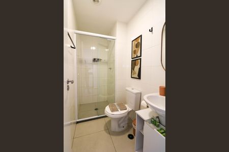 Banheiro de apartamento à venda com 1 quarto, 25m² em Santo Amaro, São Paulo