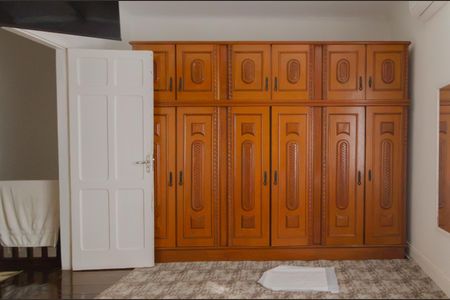 Casa à venda com 150m², 4 quartos e sem vaga Casa à venda com 150m², 4 quartos e sem vagaQuarto 1