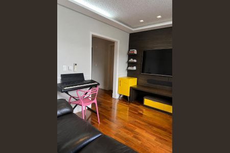 Casa de condomínio para alugar com 250m², 4 quartos e 3 vagas Casa de condomínio para alugar com 250m², 4 quartos e 3 vagasSala de TV