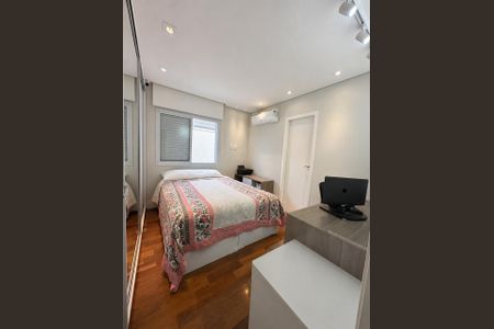 Casa de condomínio para alugar com 250m², 4 quartos e 3 vagas Casa de condomínio para alugar com 250m², 4 quartos e 3 vagasSuite 1