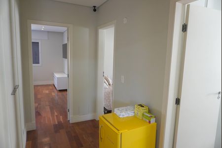 Casa de condomínio para alugar com 250m², 4 quartos e 3 vagasAcesso aos quartos