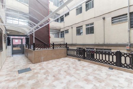 Apartamento para alugar com 48m², 2 quartos e sem vaga Apartamento para alugar com 48m², 2 quartos e sem vagaÁrea Comum