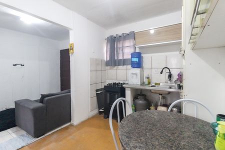 Apartamento para alugar com 48m², 2 quartos e sem vaga Apartamento para alugar com 48m², 2 quartos e sem vagaCozinha