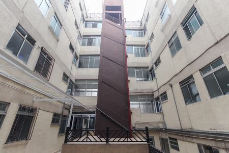 Área Comum de apartamento para alugar com 2 quartos, 48m² em Conjunto Residencial José Bonifácio, São Paulo