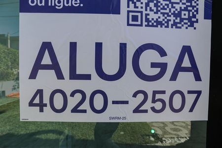 Casa para alugar com 319m², 6 quartos e 4 vagas Casa para alugar com 319m², 6 quartos e 4 vagasPlaquinha