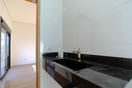 Casa para alugar com 319m², 6 quartos e 4 vagas Casa para alugar com 319m², 6 quartos e 4 vagasBanheiro - Quarto 1 - Suíte