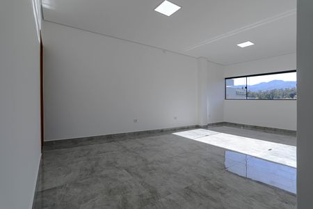Casa para alugar com 319m², 6 quartos e 4 vagas Casa para alugar com 319m², 6 quartos e 4 vagasQuarto 2