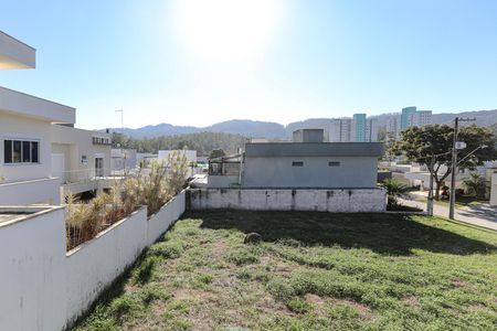 Casa para alugar com 319m², 6 quartos e 4 vagas Casa para alugar com 319m², 6 quartos e 4 vagasVista - Quarto 2
