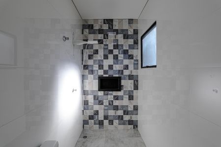 Casa para alugar com 319m², 6 quartos e 4 vagas Casa para alugar com 319m², 6 quartos e 4 vagasBanheiro - Quarto 1 - Suíte