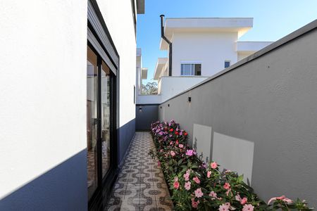 Casa para alugar com 319m², 6 quartos e 4 vagas Casa para alugar com 319m², 6 quartos e 4 vagasQuintal