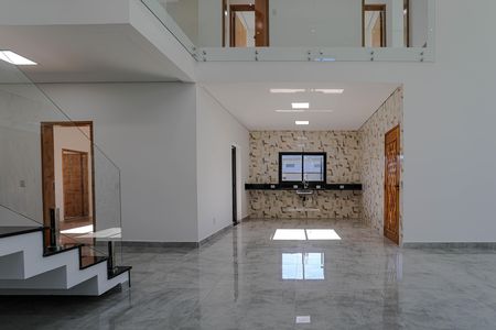 Casa para alugar com 319m², 6 quartos e 4 vagas Casa para alugar com 319m², 6 quartos e 4 vagasSala
