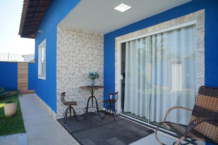 Varanda de casa para alugar com 3 quartos, 480m² em Jardim Atlantico Leste, Maricá