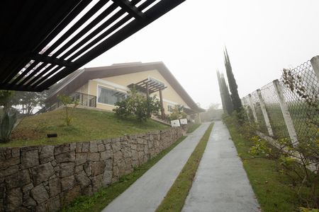 Casa de Condomínio para alugar com 4 quartos, 400m² em Residencial Jequitiba, Jacareí