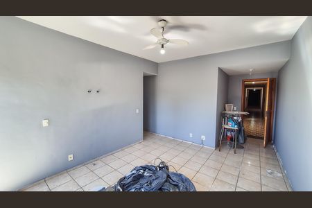 Sala de apartamento para alugar com 3 quartos, 85m² em Ramos, Rio de Janeiro
