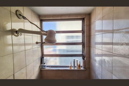Apartamento para alugar com 85m², 2 quartos e 1 vaga Apartamento para alugar com 85m², 2 quartos e 1 vagaBanheiro