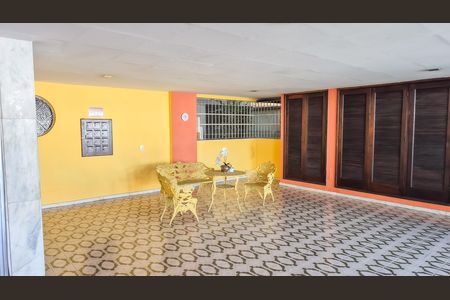 Apartamento para alugar com 85m², 2 quartos e 1 vaga Apartamento para alugar com 85m², 2 quartos e 1 vagaHall de entrada