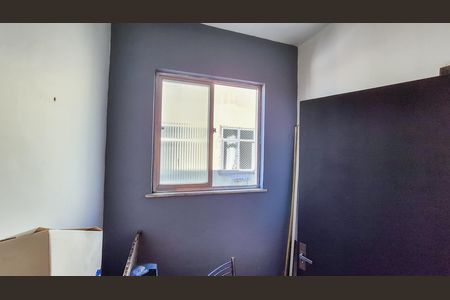 Dependências  de apartamento para alugar com 2 quartos, 85m² em Ramos, Rio de Janeiro