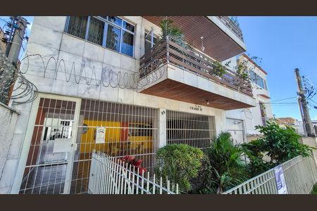 Frente do Prédio  de apartamento para alugar com 3 quartos, 85m² em Ramos, Rio de Janeiro