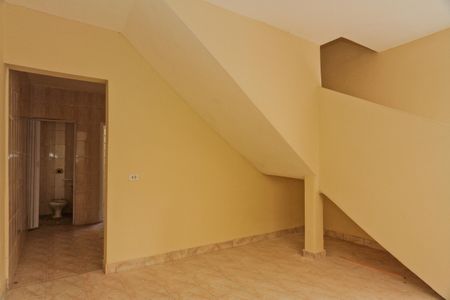 Sala de casa para alugar com 2 quartos, 95m² em Parque Peruche, São Paulo