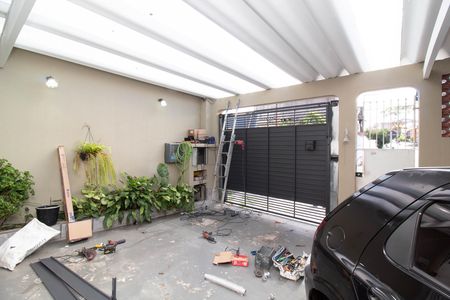 Garagem de casa à venda com 3 quartos, 134m² em Jardim Cocaia, Guarulhos