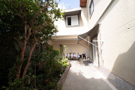 Área externa de casa à venda com 3 quartos, 134m² em Jardim Cocaia, Guarulhos