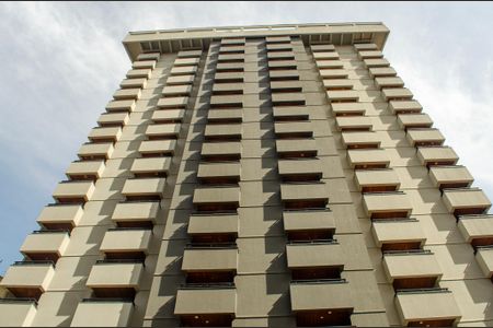 Fachada do Prédio de apartamento para alugar com 1 quarto, 130m² em Setor Oeste, Goiânia