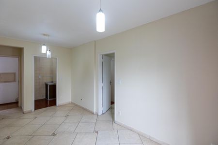 Sala de apartamento para alugar com 1 quarto, 55m² em Centro, Campinas