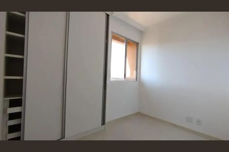 Quarto de apartamento para alugar com 2 quartos, 57m² em Grajaú, Belo Horizonte