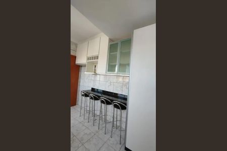 Apartamento para alugar com 57m², 2 quartos e 2 vagas Apartamento para alugar com 57m², 2 quartos e 2 vagasCozinha