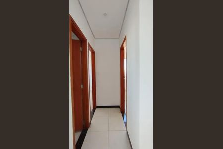 Corredor de apartamento para alugar com 2 quartos, 57m² em Grajaú, Belo Horizonte