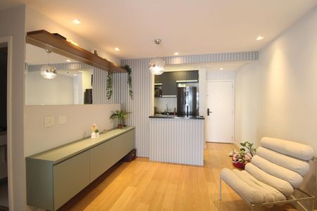 Sala de apartamento para alugar com 3 quartos, 99m² em Socorro, São Paulo