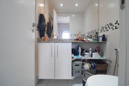Banheiro da suíte de apartamento para alugar com 3 quartos, 99m² em Socorro, São Paulo